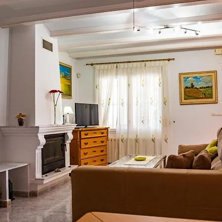 Semesterbostad Anna Denia