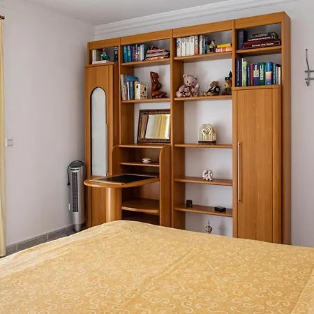 Semesterbostad Anna Denia