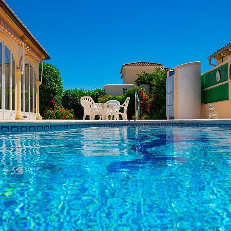 Semesterbostad Anna Denia